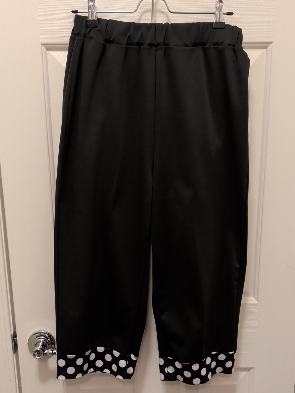 Black Cropped Pants with Polka Dot Cuffs